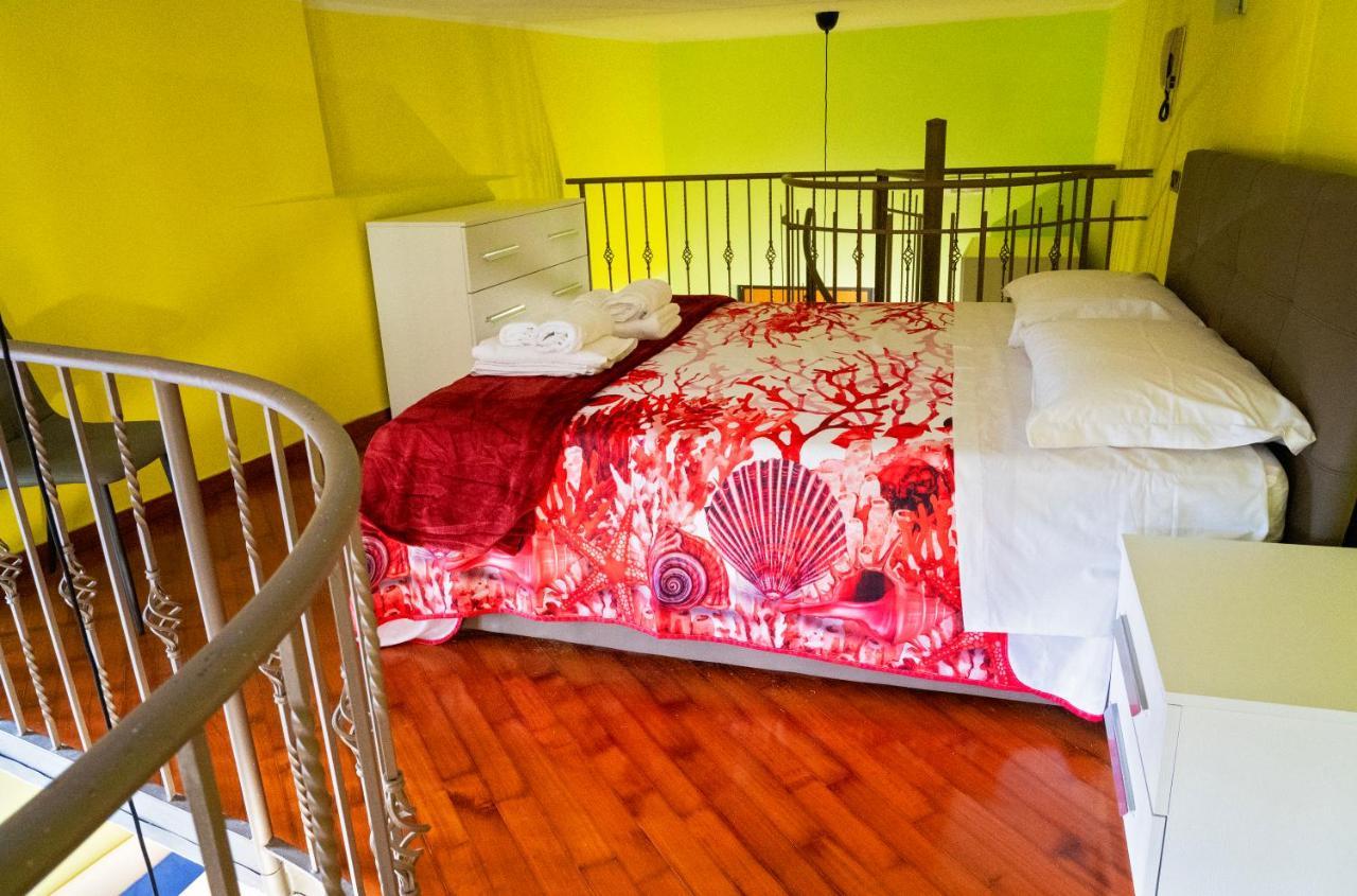 Casa "Positano" Da Ely - Salerno Centro Con Self Check-In Apartman Kültér fotó