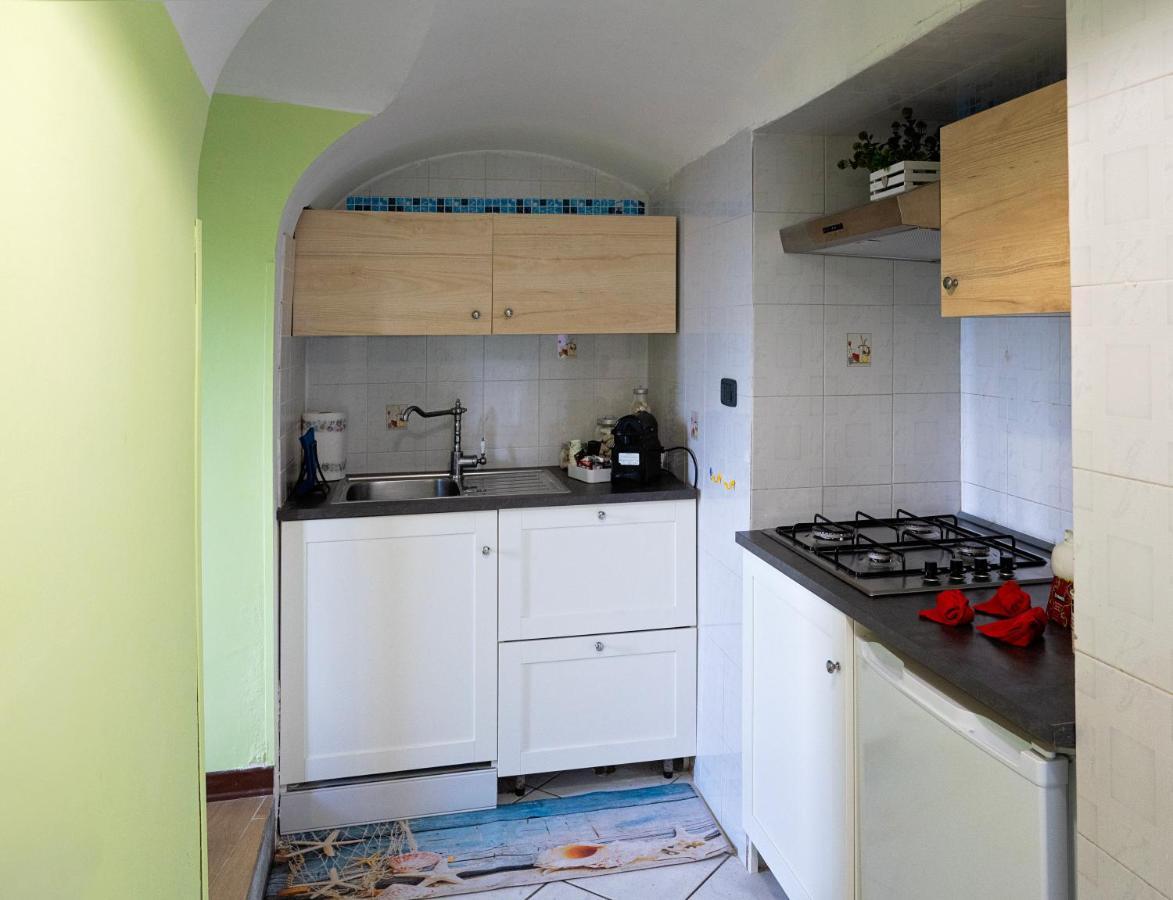 Casa "Positano" Da Ely - Salerno Centro Con Self Check-In Apartman Kültér fotó