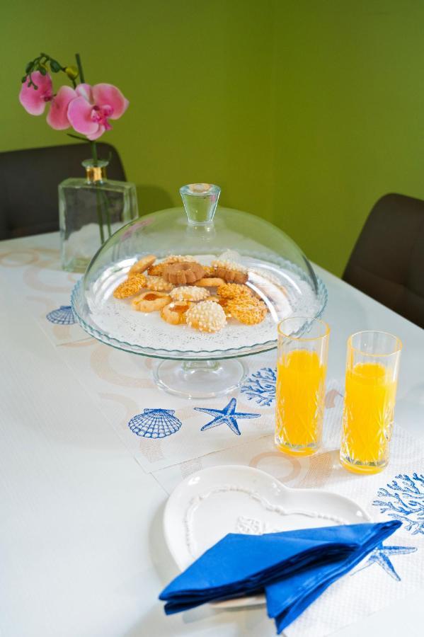 Casa "Positano" Da Ely - Salerno Centro Con Self Check-In Apartman Kültér fotó