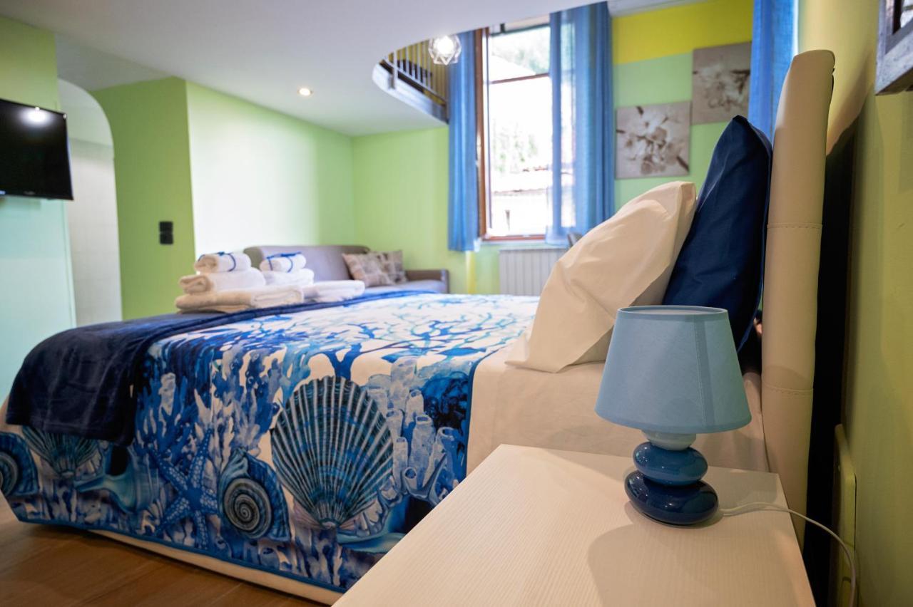 Casa "Positano" Da Ely - Salerno Centro Con Self Check-In Apartman Kültér fotó