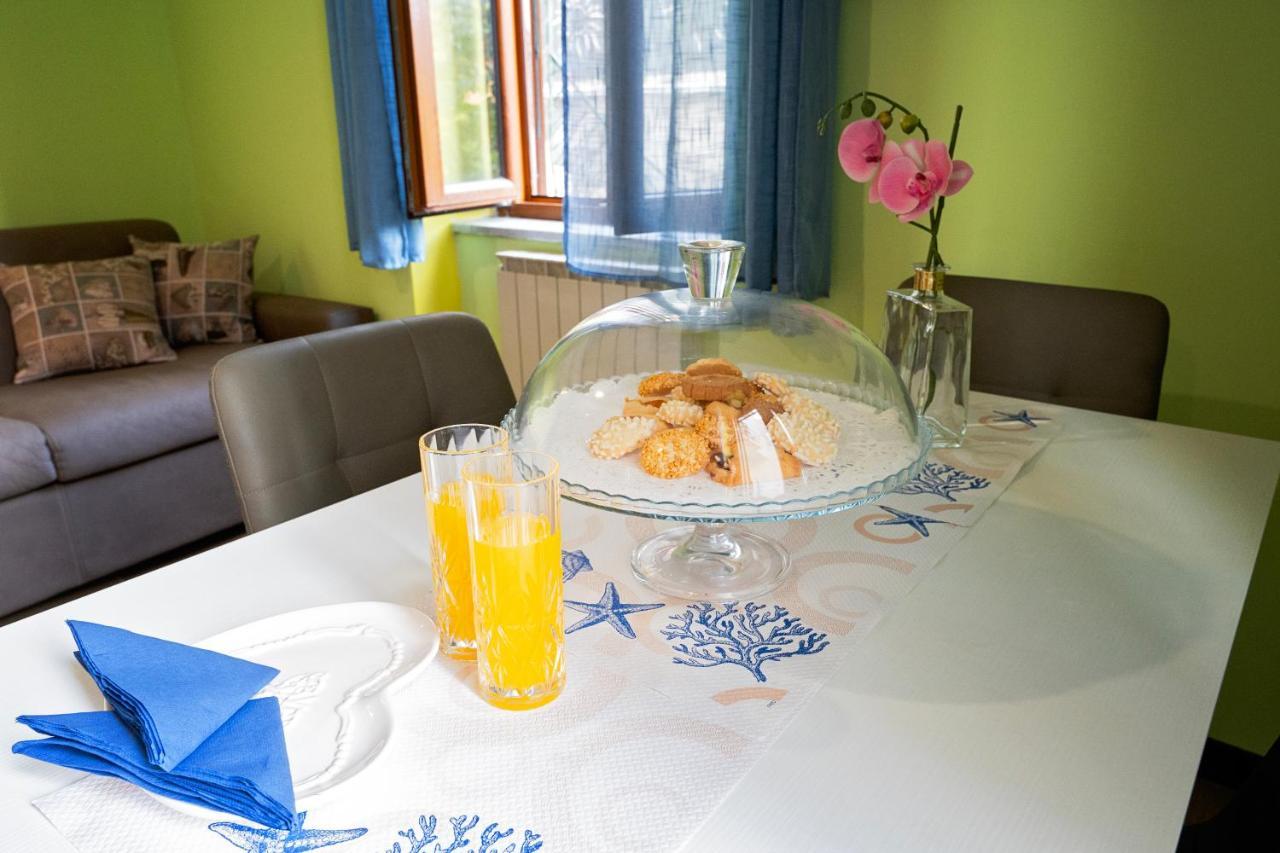 Casa "Positano" Da Ely - Salerno Centro Con Self Check-In Apartman Kültér fotó